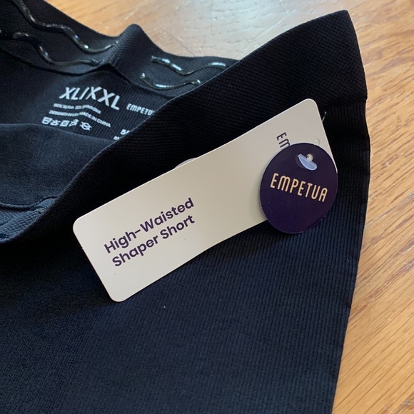 Shapermint Empetua High-Waisted shaper short - Picture 5 of 6